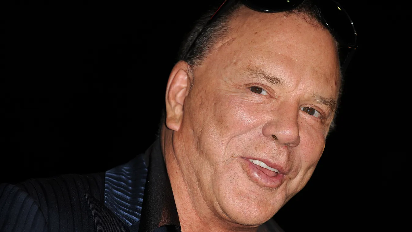 Mickey Rourke Buff Mickey Rourke gusztustalanul viselkedett