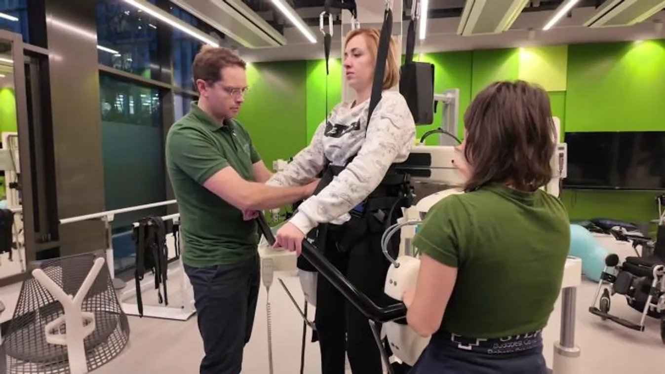 "Mindent megteszek, hogy lábra álljak" - Így rehabilitálják a lebénult balerinát