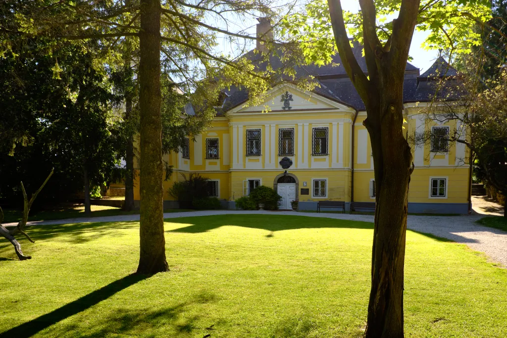 Forrás: Guba Rózsa Babakiállítás