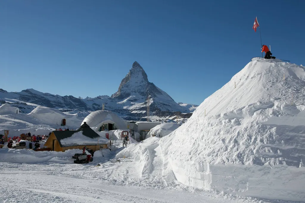 Fotó: Roberto Zampino Photo / Iglu-Dorf 