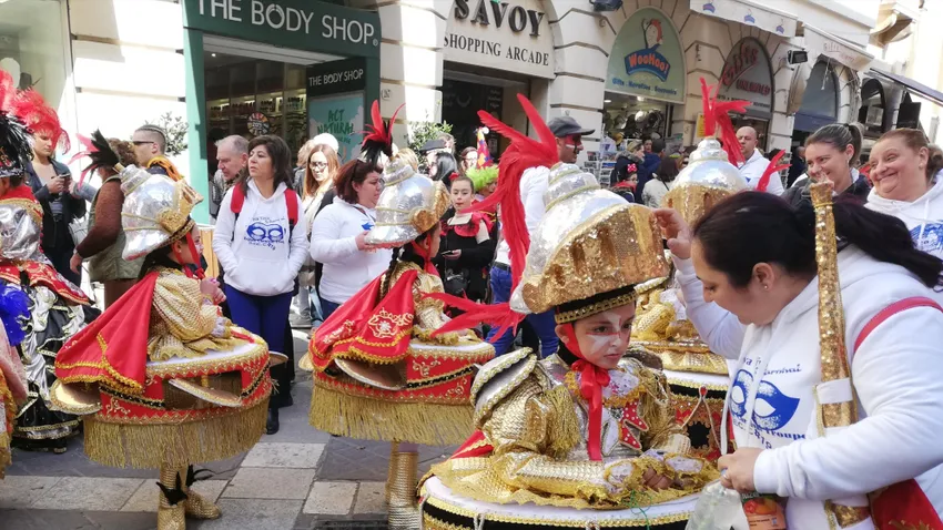 Hatalmas karnevállal nyitották meg a tavaszt Máltán