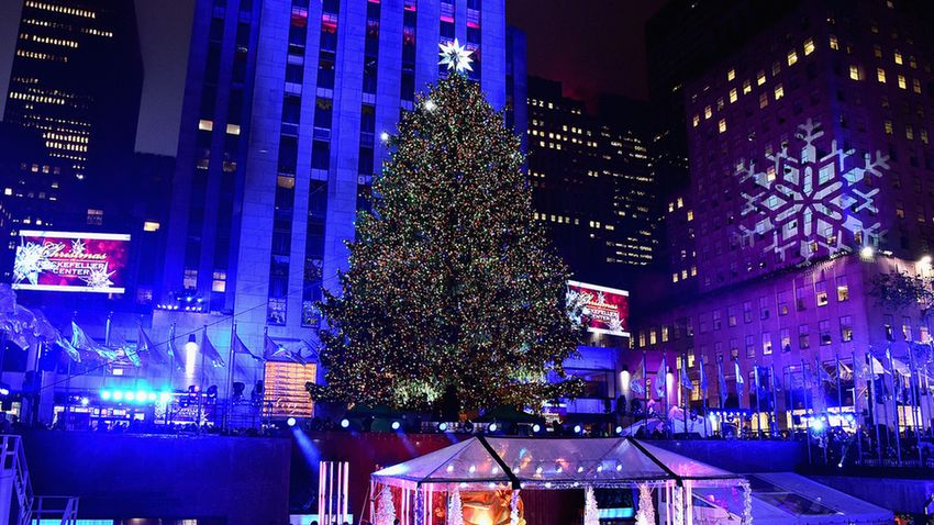 Karácsonyi fények a Rockefeller Centernél