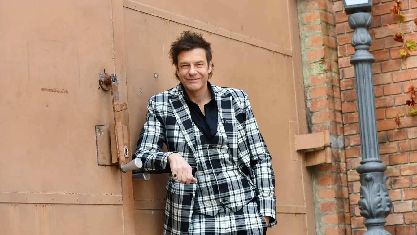 "Sok minden történt tegnap a backstage-ben!" - Till Attila privát felvételeket tett közzé