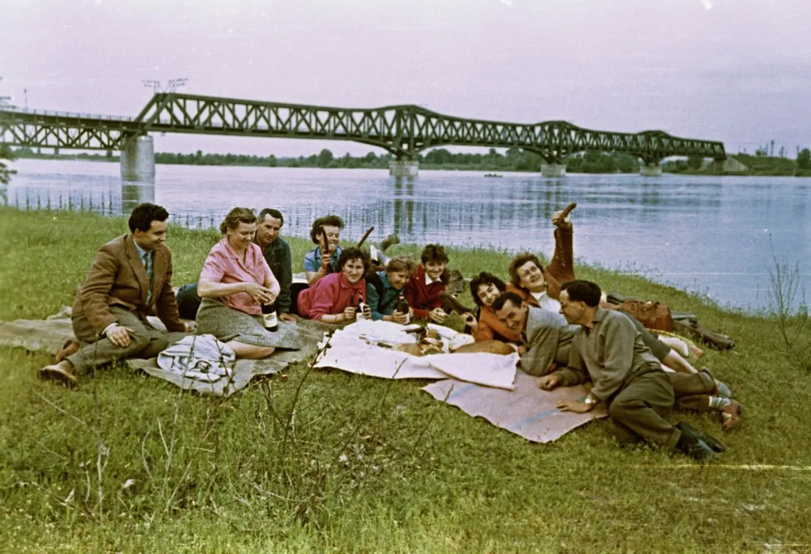 Ilyen volt régen egy piknik