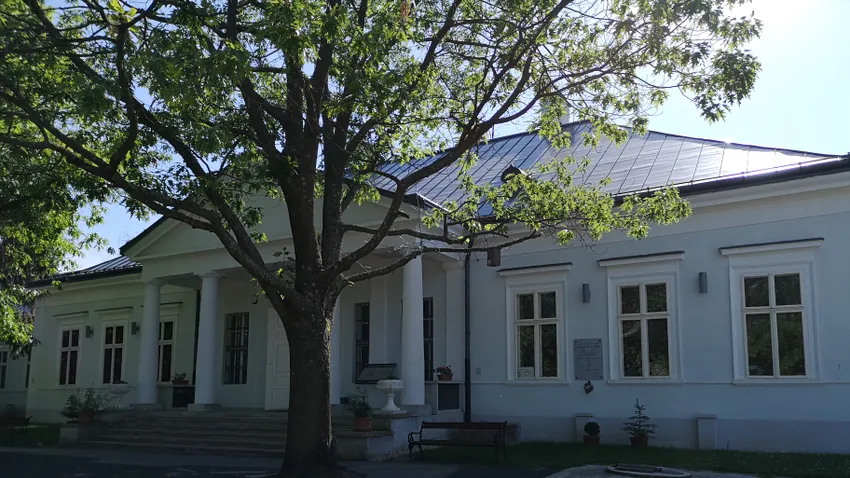 Járja be a Szirmay–Waldbott-kastély termeit!
