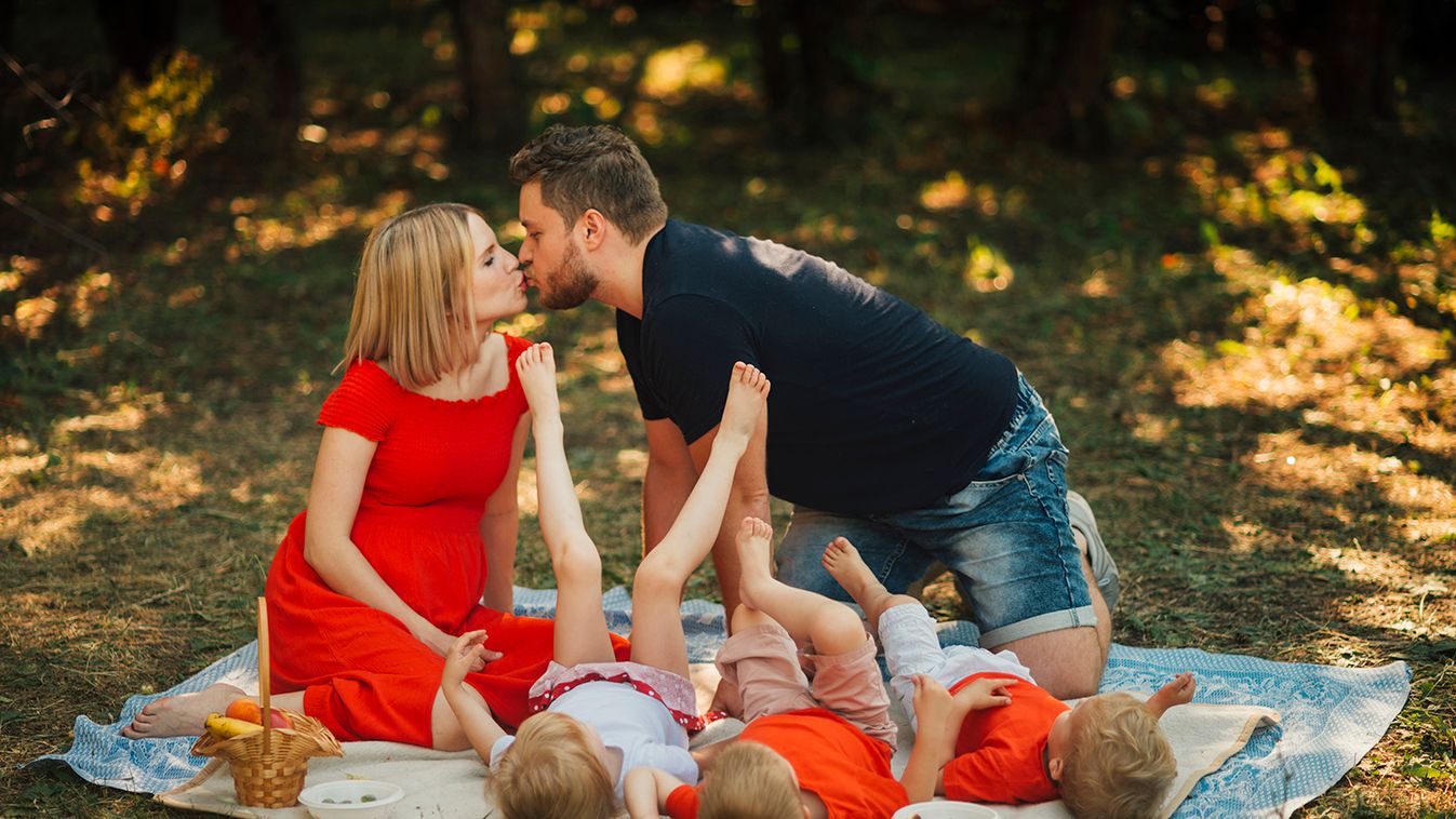 A gyerek érkezésével megszűnünk párnak lenni és már „csak” szülők leszünk?
