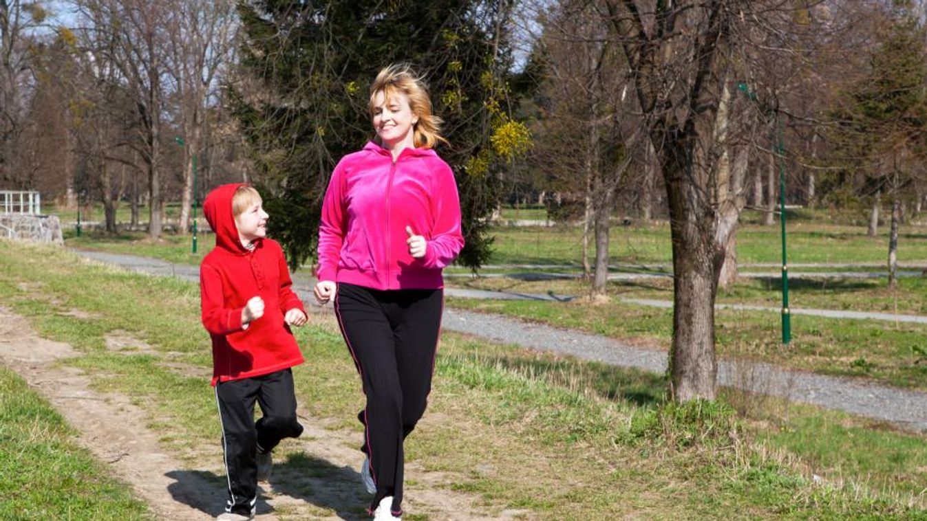 Futottam a gyerekkel, hogy közelebb kerüljek hozzá