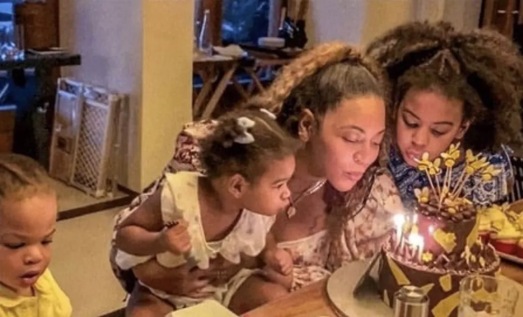 Beyoncé Rumi és Sir