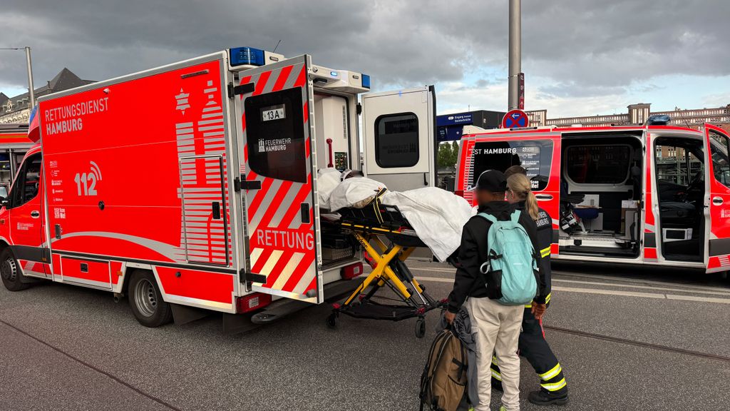 Képeken a hamburgi késelés horrorisztikus helyszíne