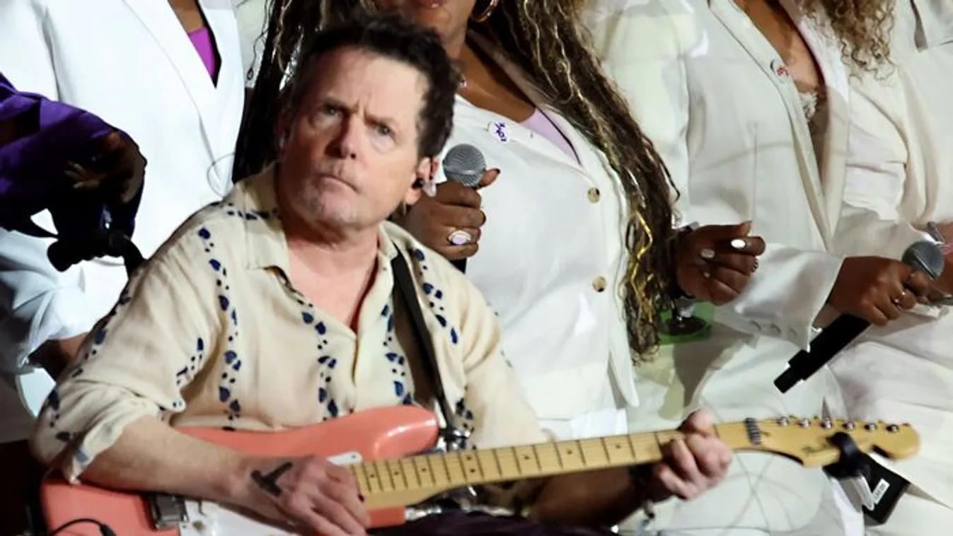 Hosszú évek után visszatér Michael J. Fox: Itt látható a Parkinson-kóros színész