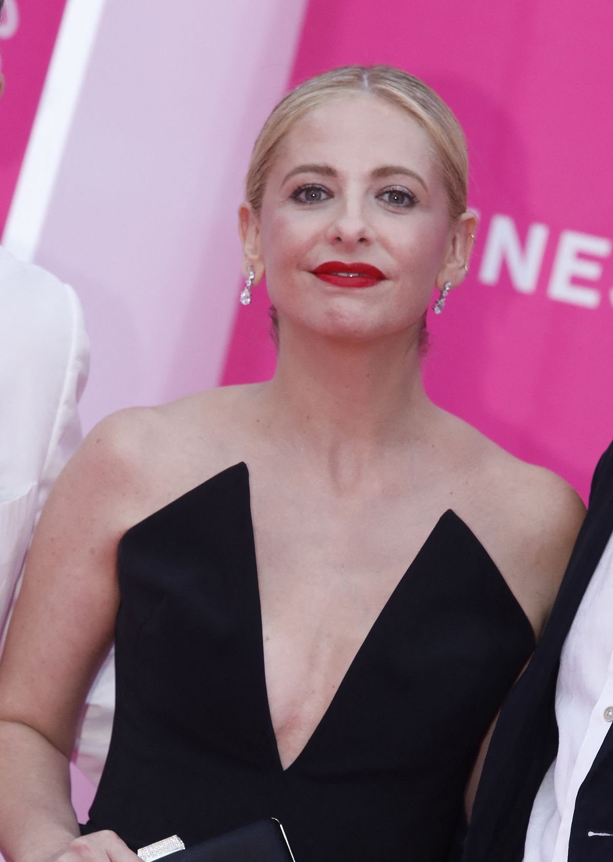 Buffy, Photocall de la soirée de clôture du festival CanneSeries Saison 6 au Palais des Festivals à Cannes