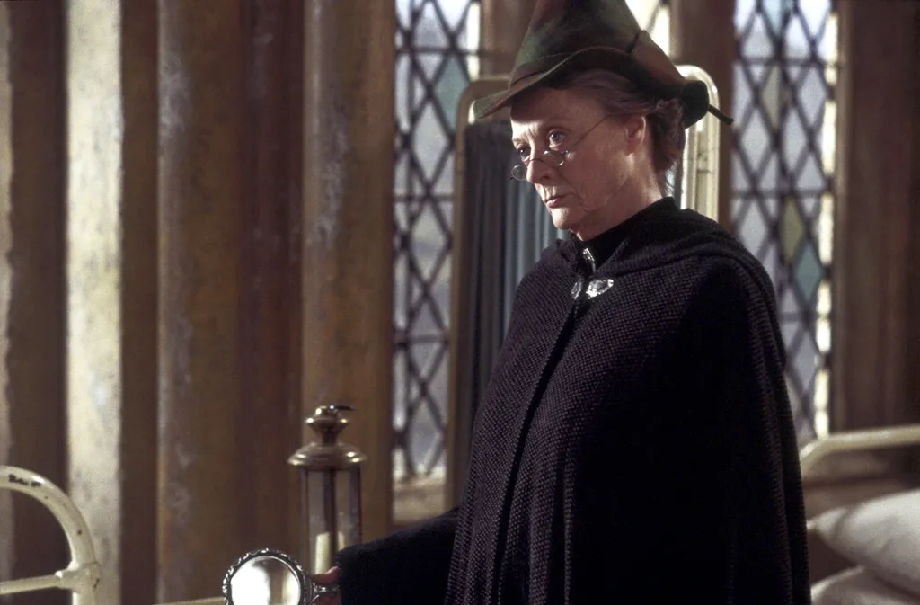 HARRY POTTER AND THE CHAMBER OF SECRETS (2002)..MAGGIE SMITH..HPCS 001-12..MAGGIE SMITH..When: 01 Jan 2002.Credit: Cover Images..**Editorial Use Only**