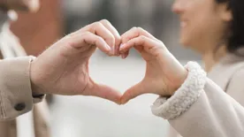 Szerelem teszt: Kire hallgat inkább a párod, rád vagy az anyjára?