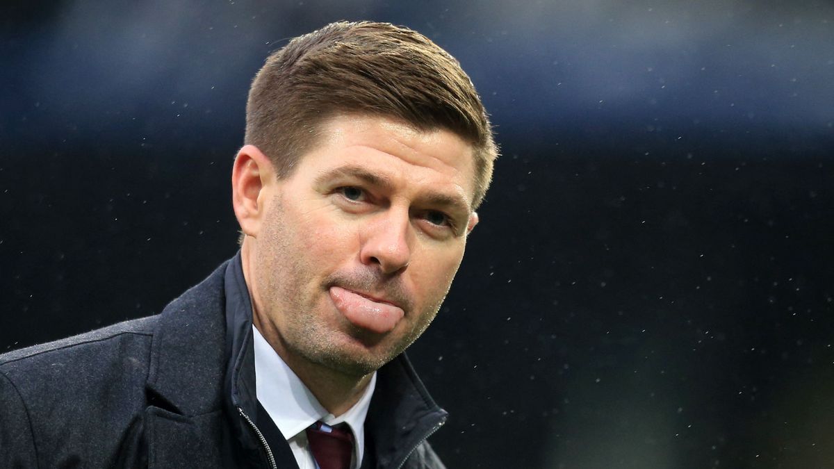Szenzáció készül Szoboszlaiéknál, visszatérhet a kapitány Liverpoolba