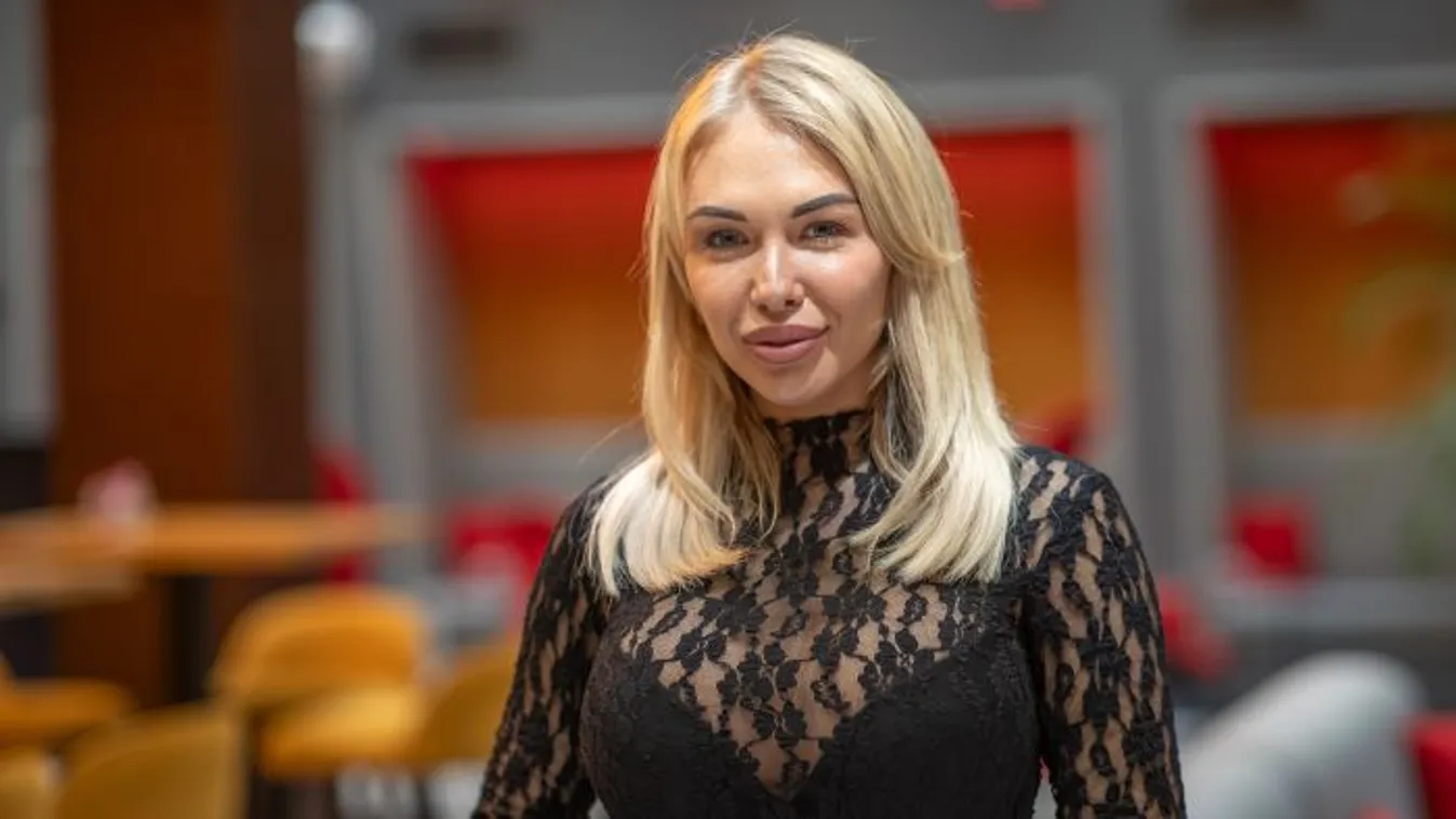 Megvan a nagy bejelentés: kisfiút vár Kőgazdag Szandi!