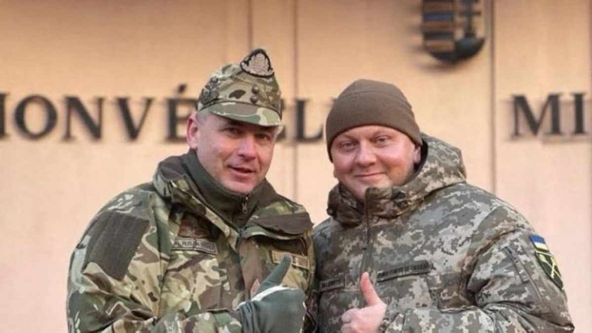 Így szelfizett Ruszin-Szendi az ukrán vezérkari főnökkel: Dicsőség Ukrajnának!