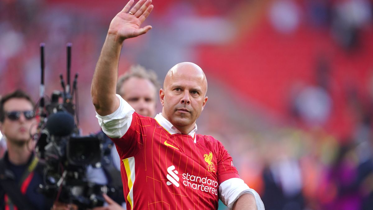 Arne Slot, a Liverpool vezetőedzője már ünnepel, pedig még itt sincs a szezon vége 