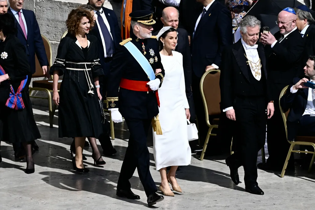  XIV. Leó pápa  beiktatása