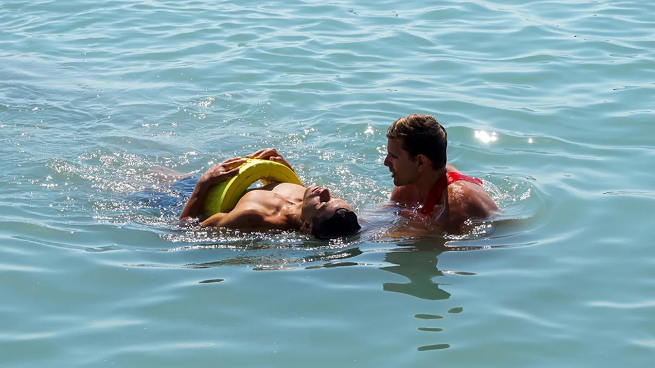 Vízimentők: ez a strandolás öt aranyszabálya