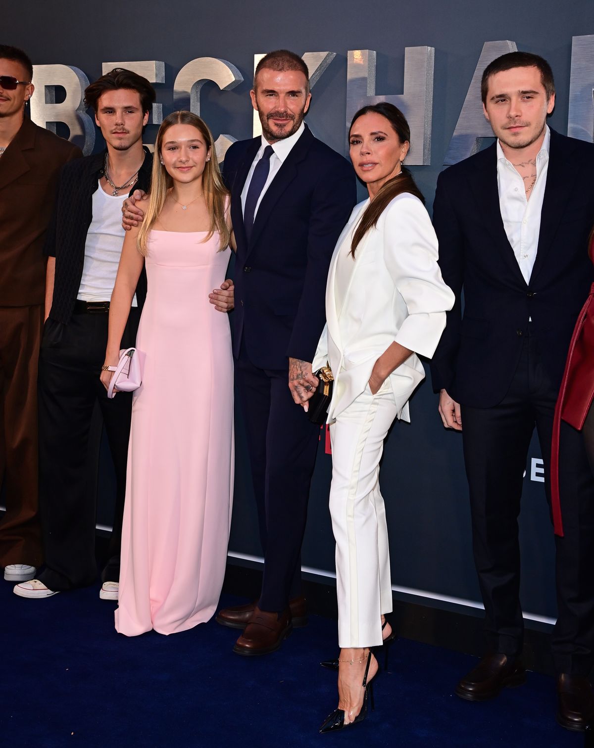 David Beckham családjában áll a botrány. Broolyn már nem beszél sem a szüleivel, sem a testvérével.