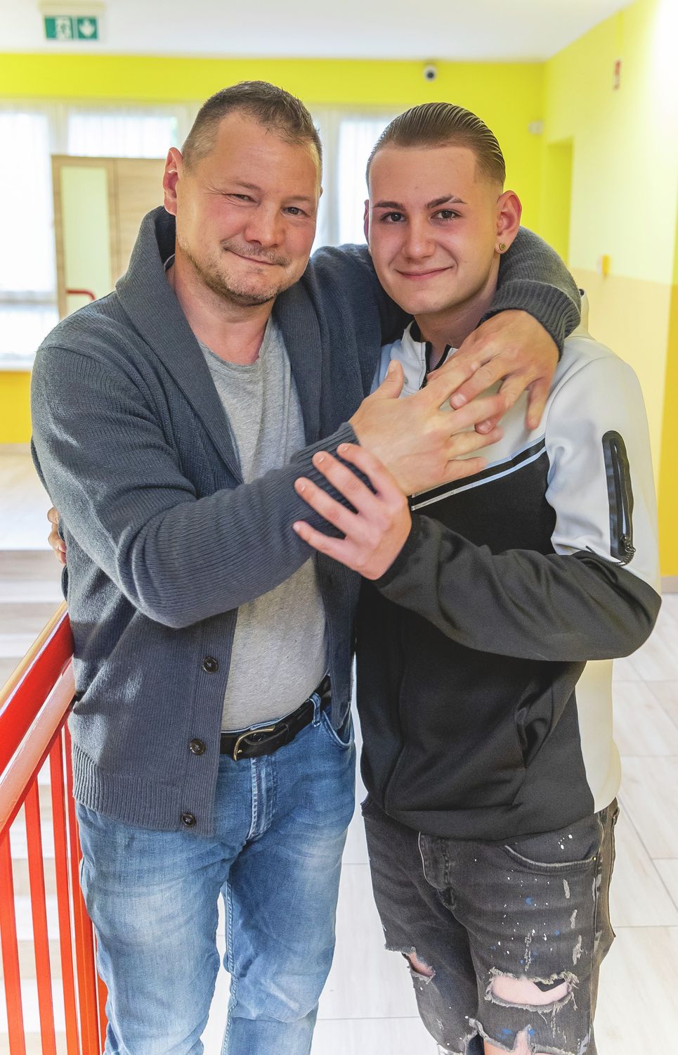 Erdei Zsolt fia mellett