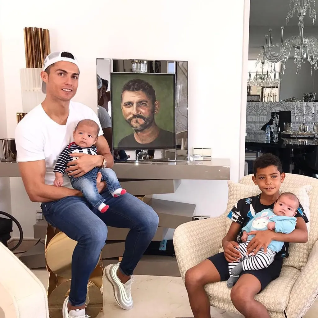 Cristiano Ronaldo Mateo és Eva
