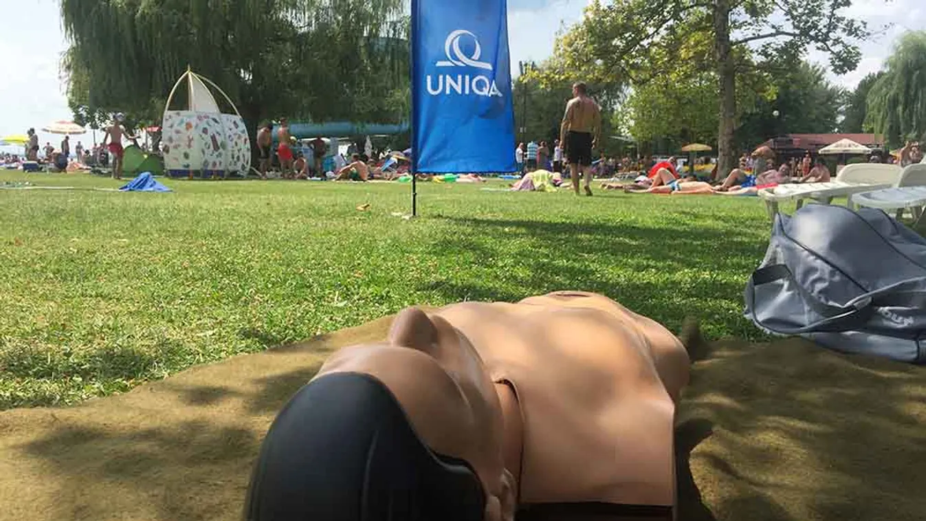 A vízimentőktől tanulhatunk a Balatonnál