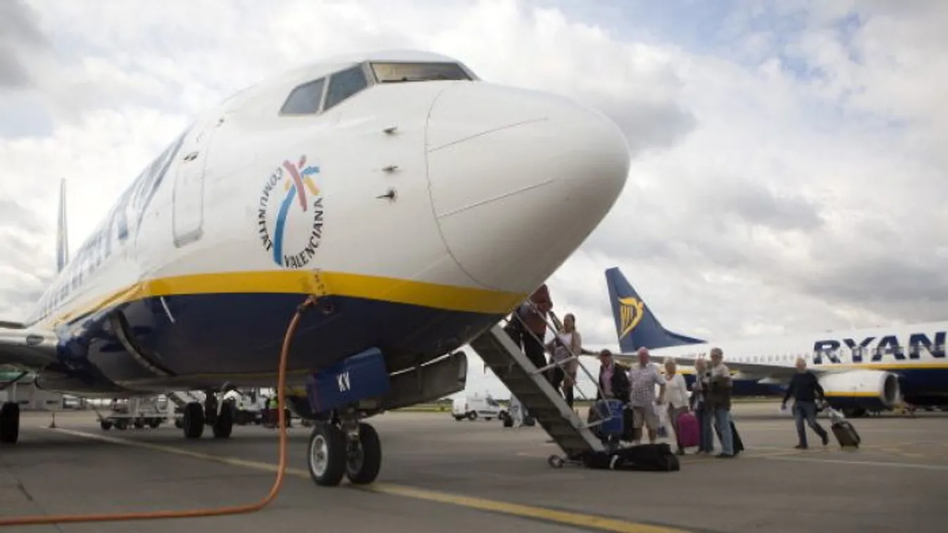 Ezt mondja a Ryanair a bombariadó miatt kényszerleszállást végrehajtó járatáról
