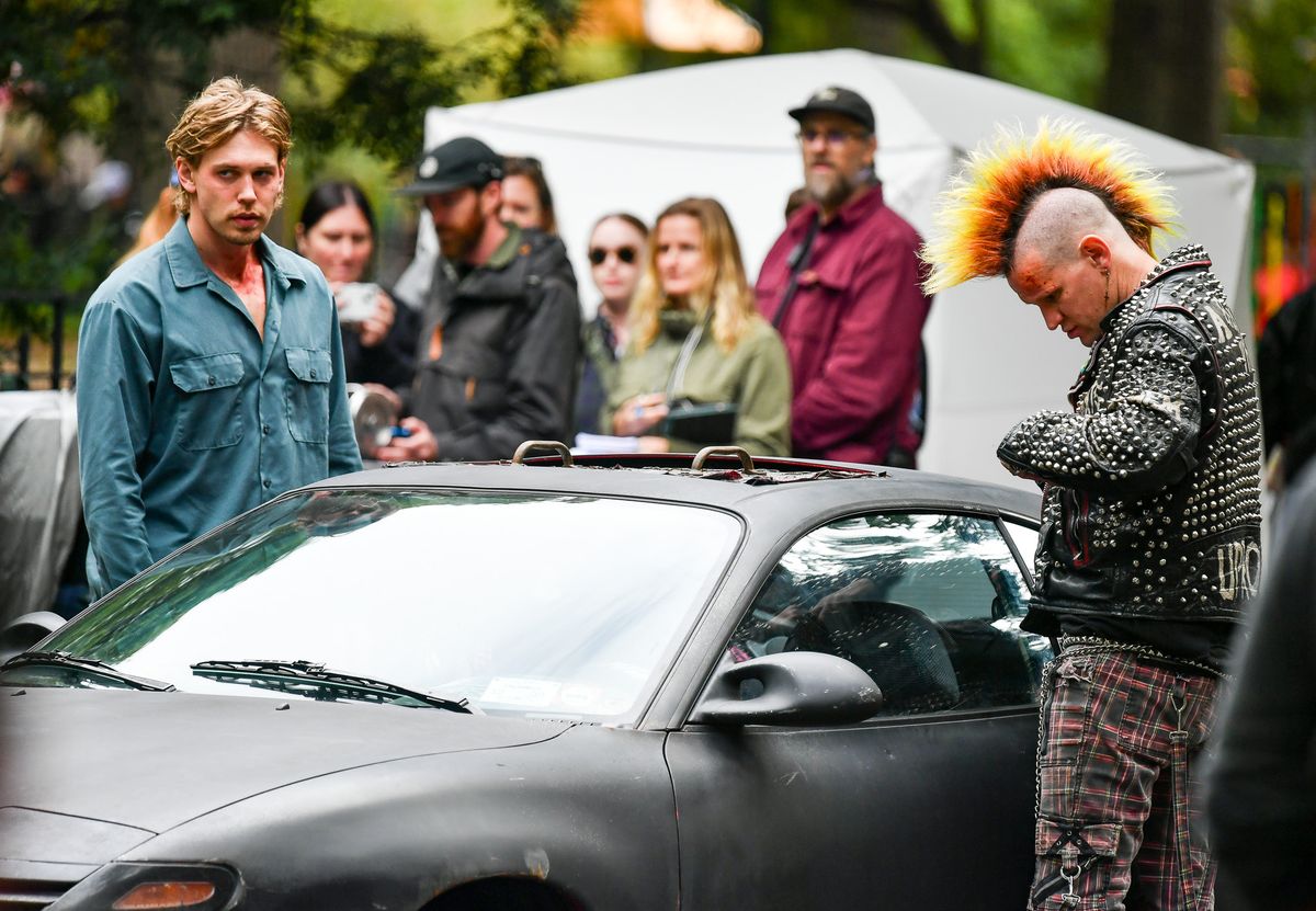 Rekviem egy álomért, Matt Smith Looks Unrecognizable on The Set of "Caught Stealing" in New York City