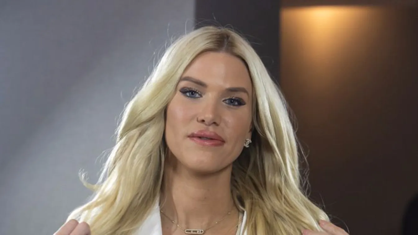 „Boldog szívvel osztjuk meg veletek, hogy…” – Vasvári Vivien végre megmutatta kisfiát, ilyen különleges nevet kapott