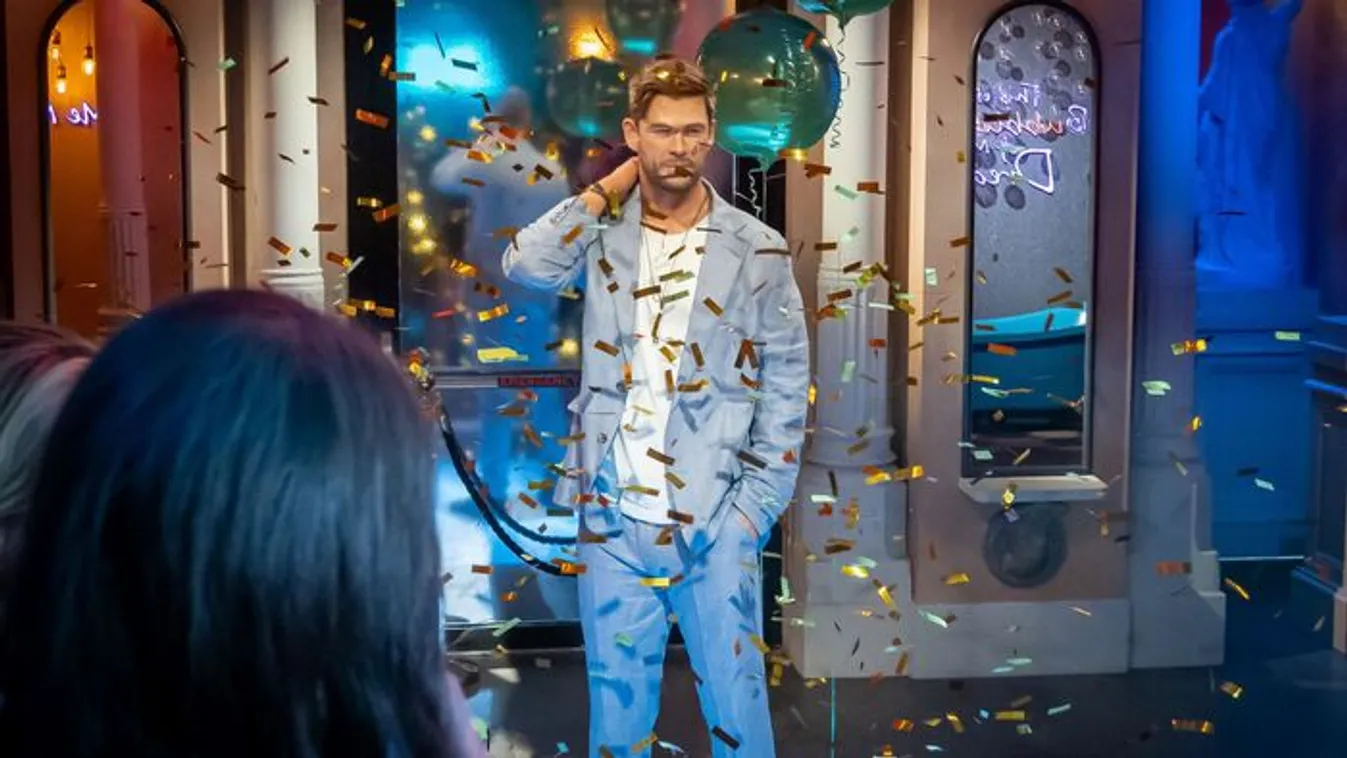 Hoppá! Nem hiszed el, melyik budapesti buliba ugrott be Chris Hemsworth