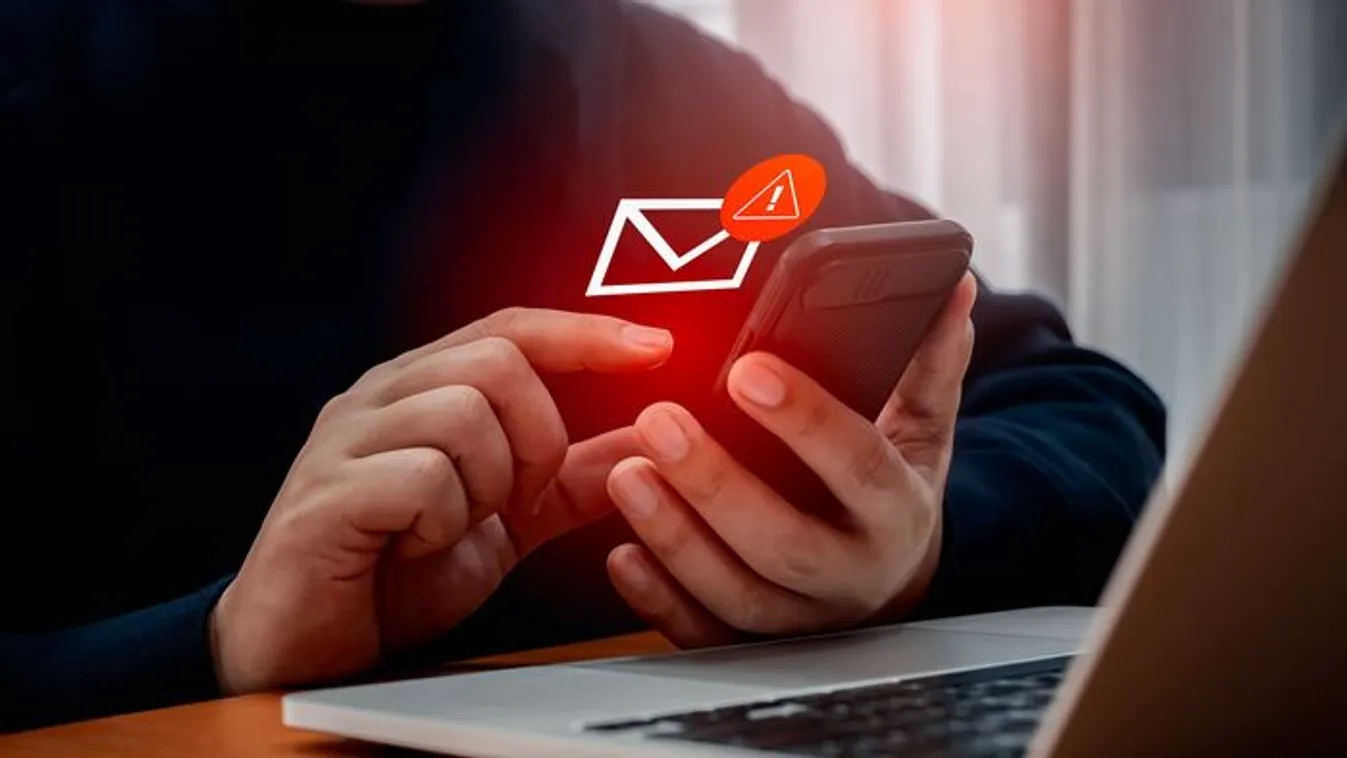 Rendkívüli figyelmeztetés: Az SMS-csalók újabban így csapnak le!