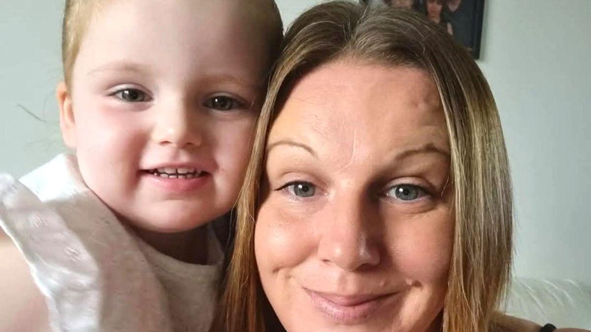 14 mágnest nyelt le a 2 éves angyalarcú Rebecca: „Az emlék soha nem fog elhalványulni”