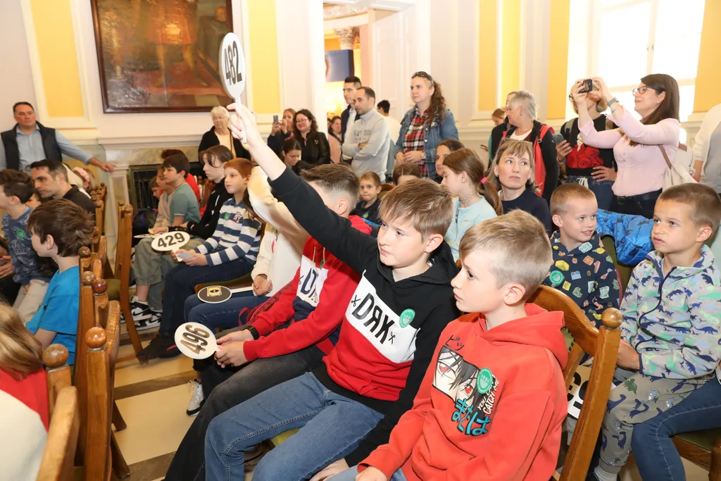 Nemzeti Múzeum Gyereknapi Kincsvadászat-aukció
