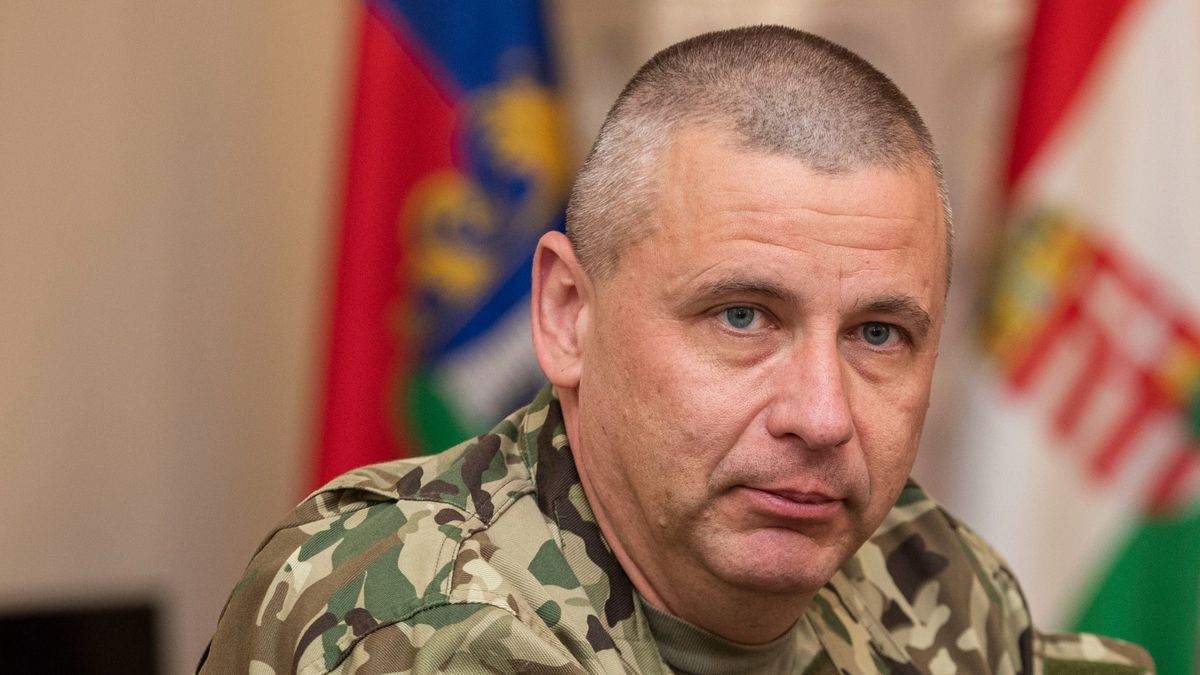 Ruszin-Szendi Romulusz üvöltözni kezdett az újságírókkal