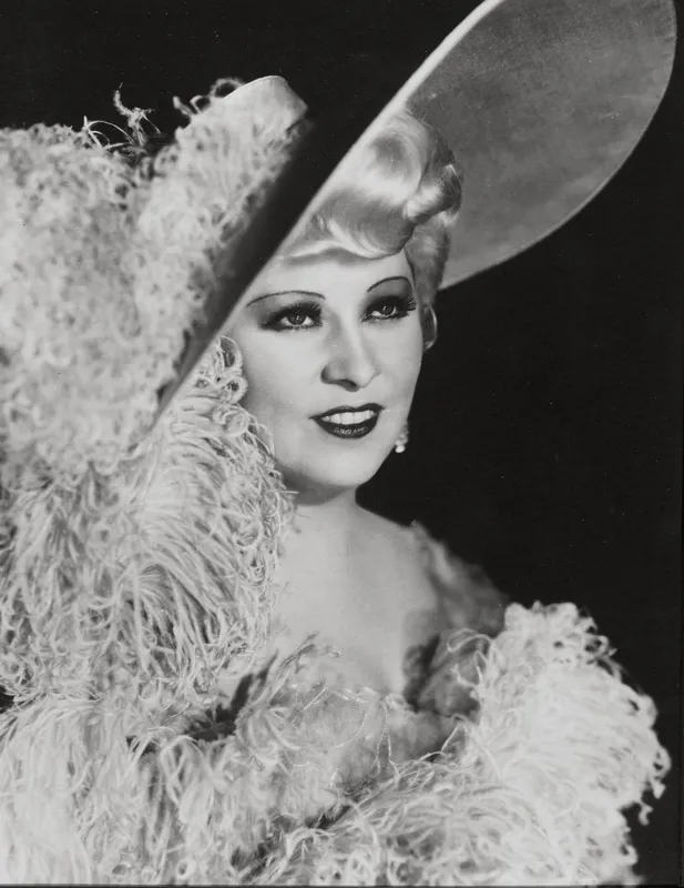 1934 - Belle Of The Nineties - Movie Set