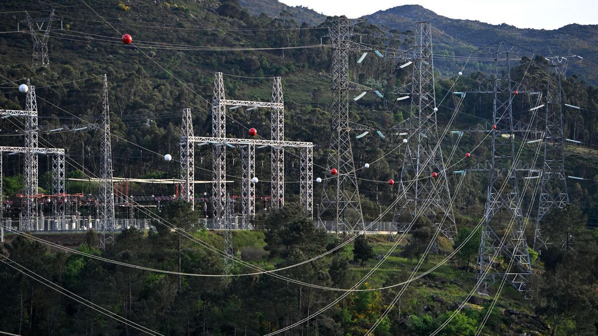 Ezért sötétült el Spanyolország – Itt vannak az okok!