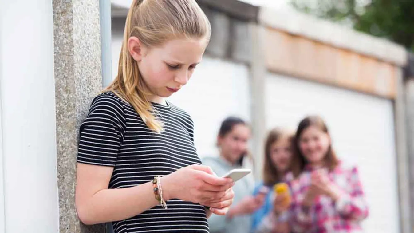 Most a gyerekek is tehetnek az internetes zaklatás ellen