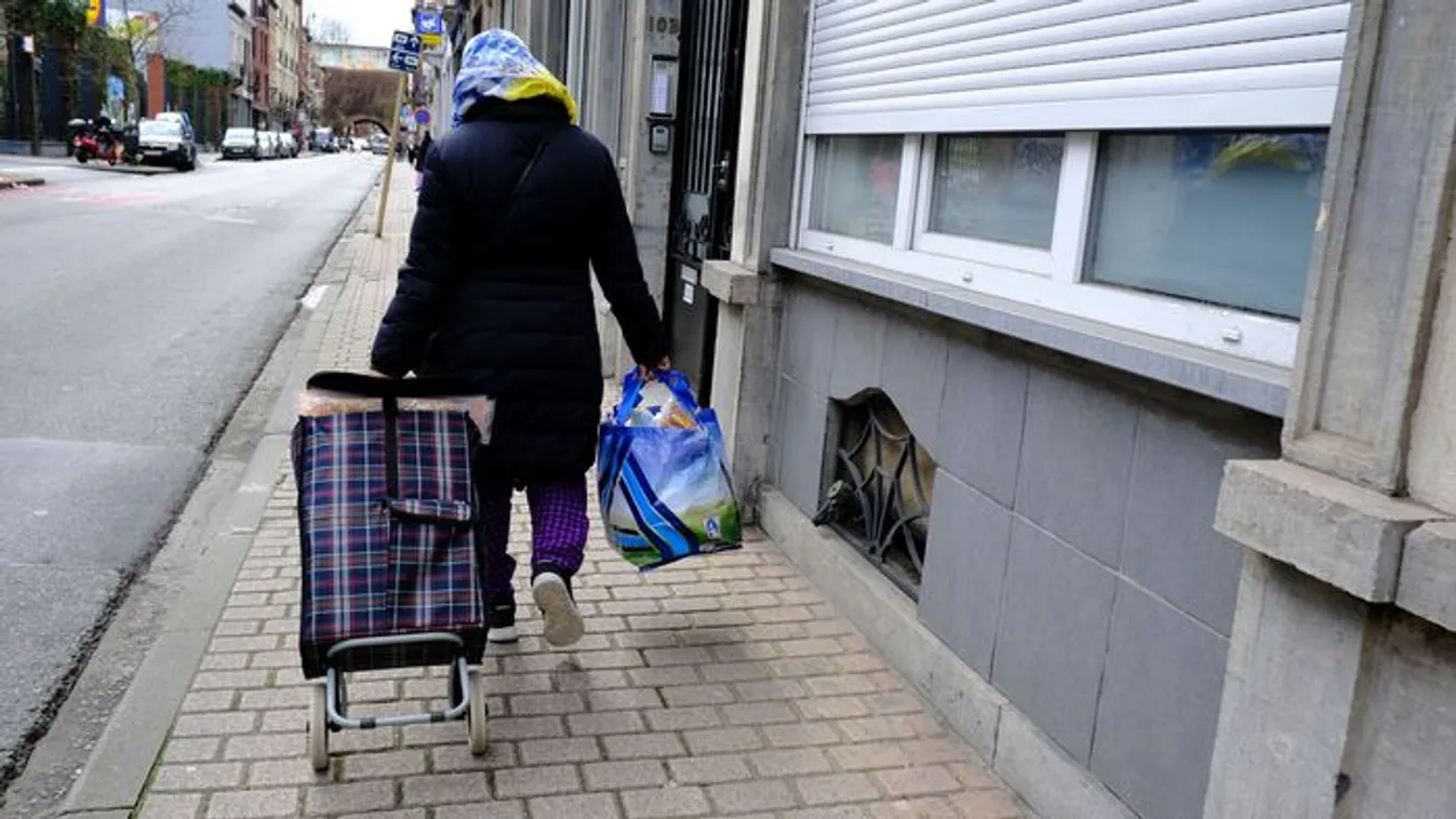 A vándorlás az élete: 15 éve úton van az ország Olga nénije