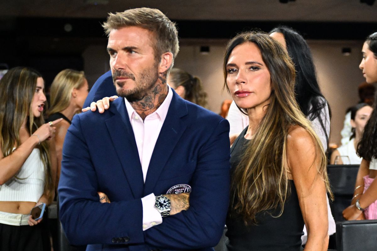 51 éves felesége, Victoria is bomba formában van, hát még David Beckham! 