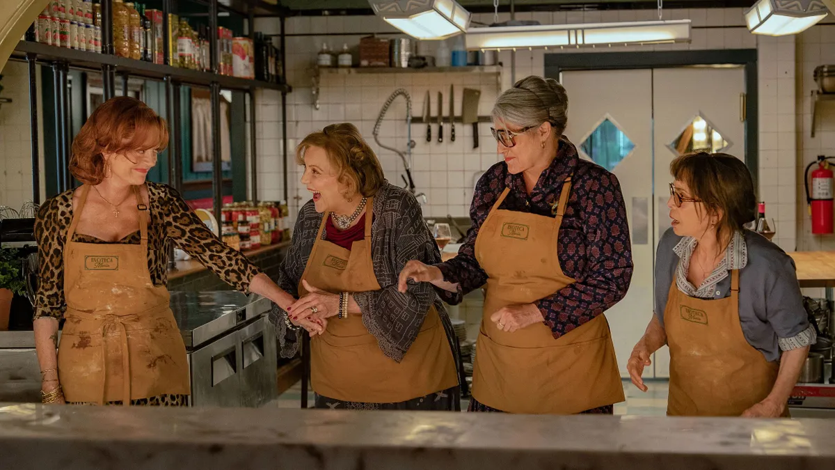 A Netlfix olasz konyhás nagyijainak a bölcsességeit még XIV. Leó pápa is imádná: Az év leghangosabb és legszerethetőbb filmje a Nagyik
