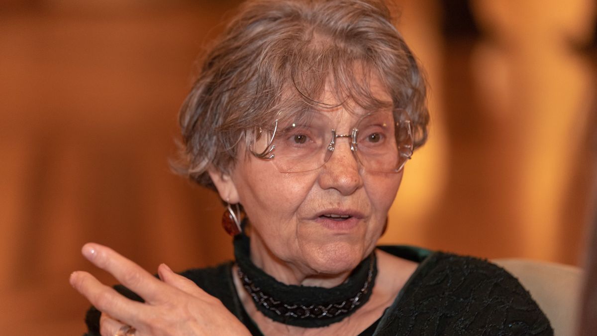 Pécsi Ildikó