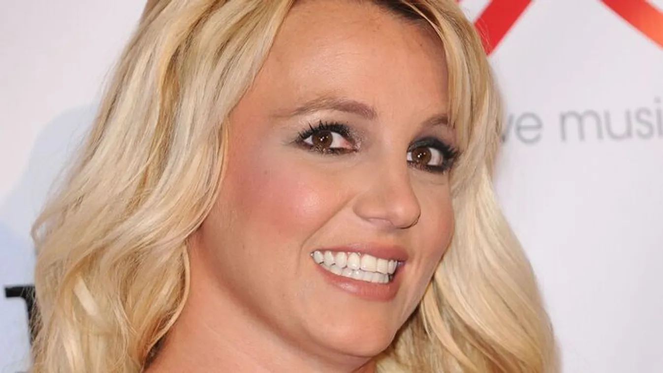 Britney Spears botrányos viselkedésével kiborította a légiutas-kísérőket