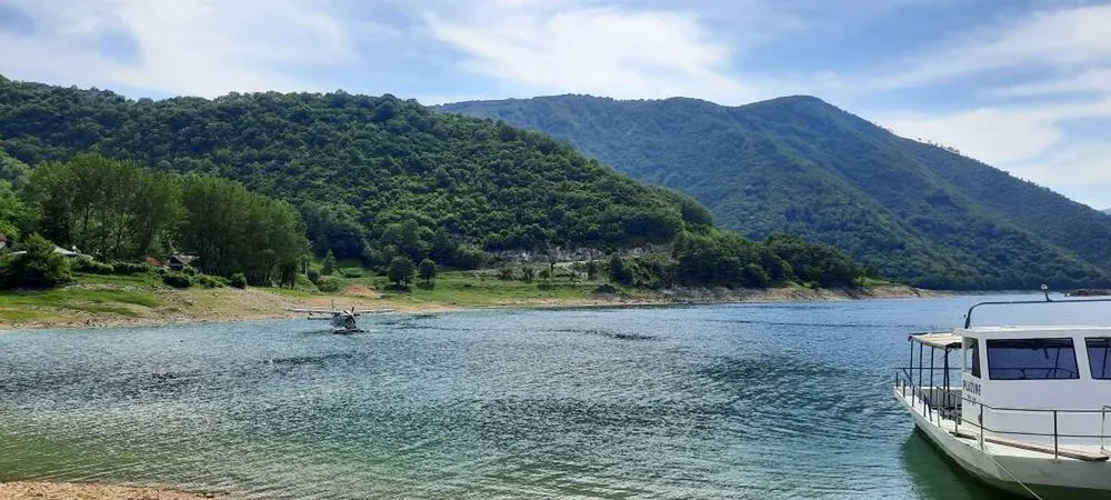 A Piva tó