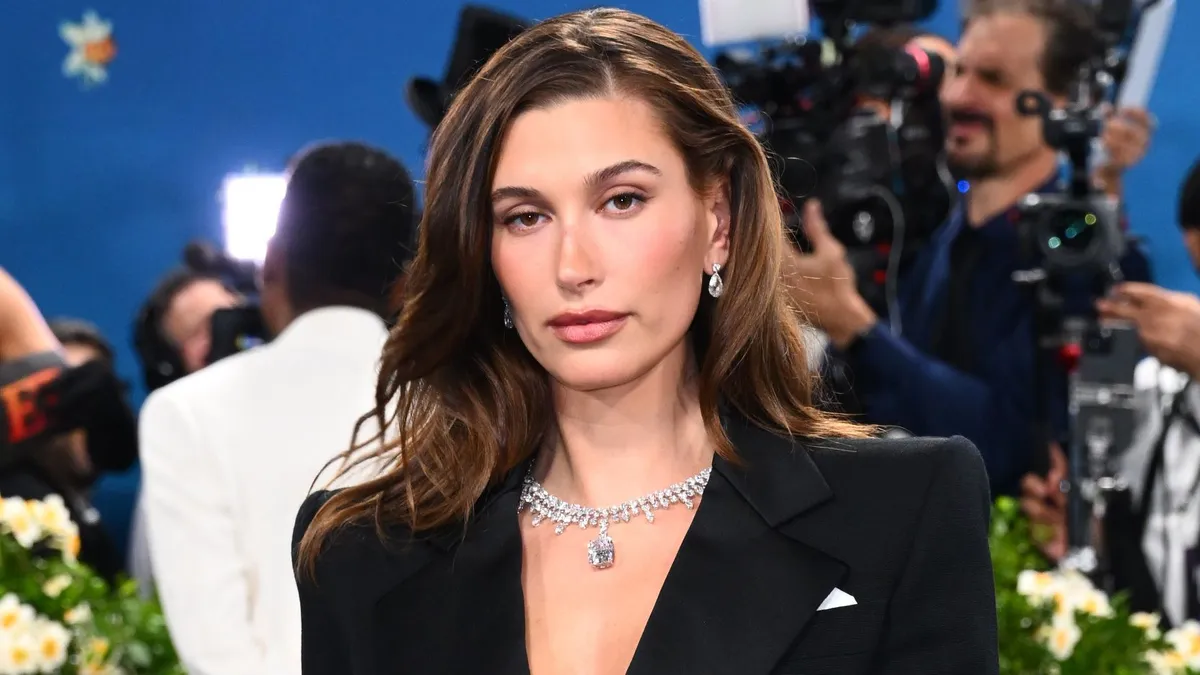 Hailey Bieber mindenkit lenyűgözött.