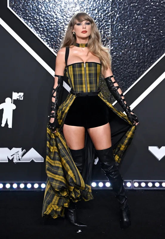 Taylor Swift jogi csapata mindent megtett annak érdekében, hogy az énekesnőnek ne kelljen a tanúk padjára állnia