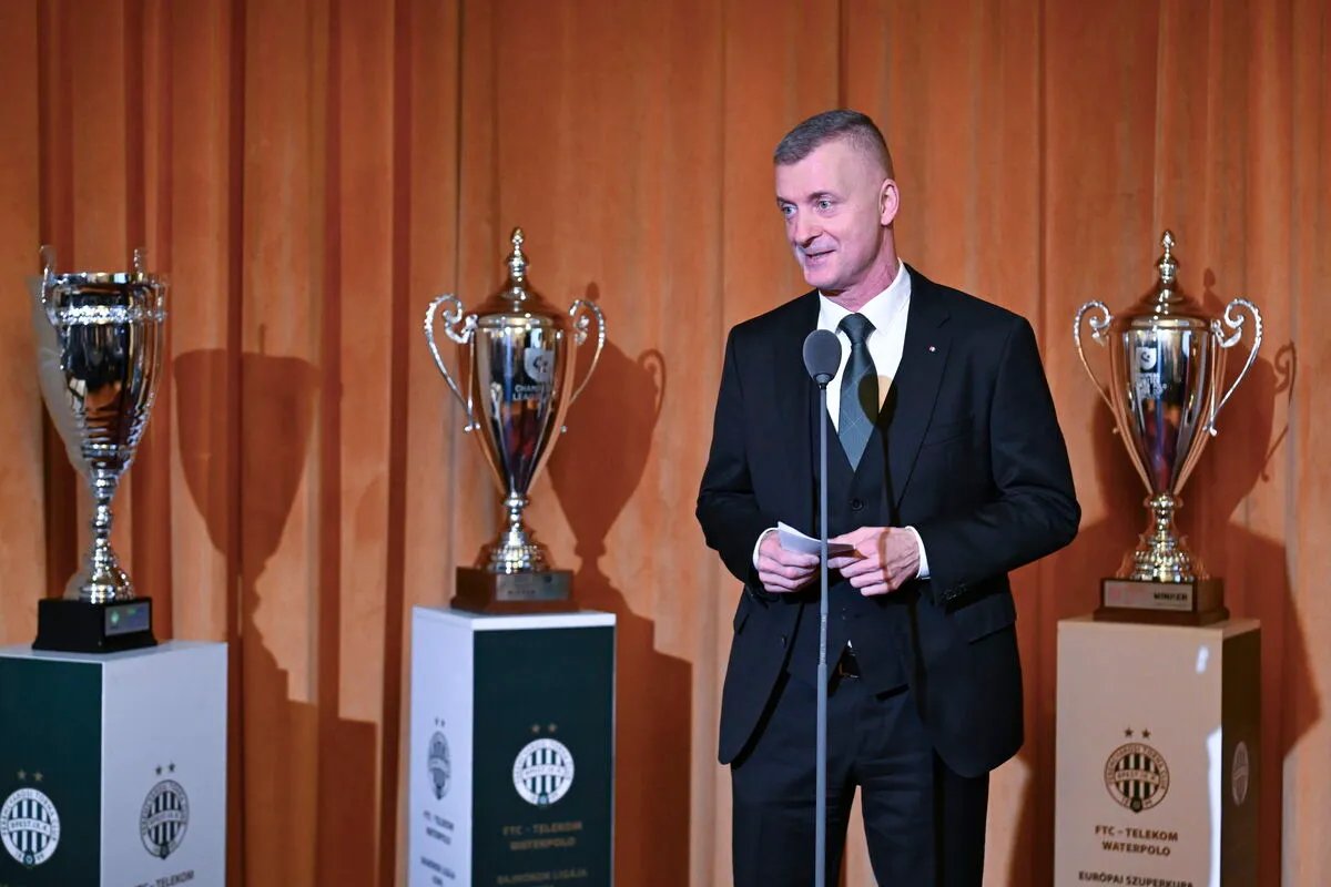 KUBATOV Gábor