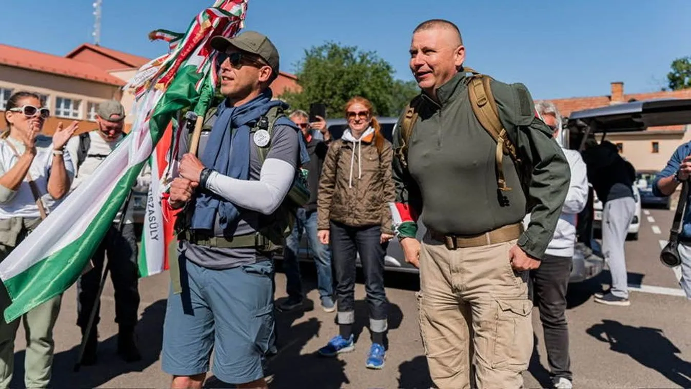 Magyar Péter, Petya, Peti, kicsi 