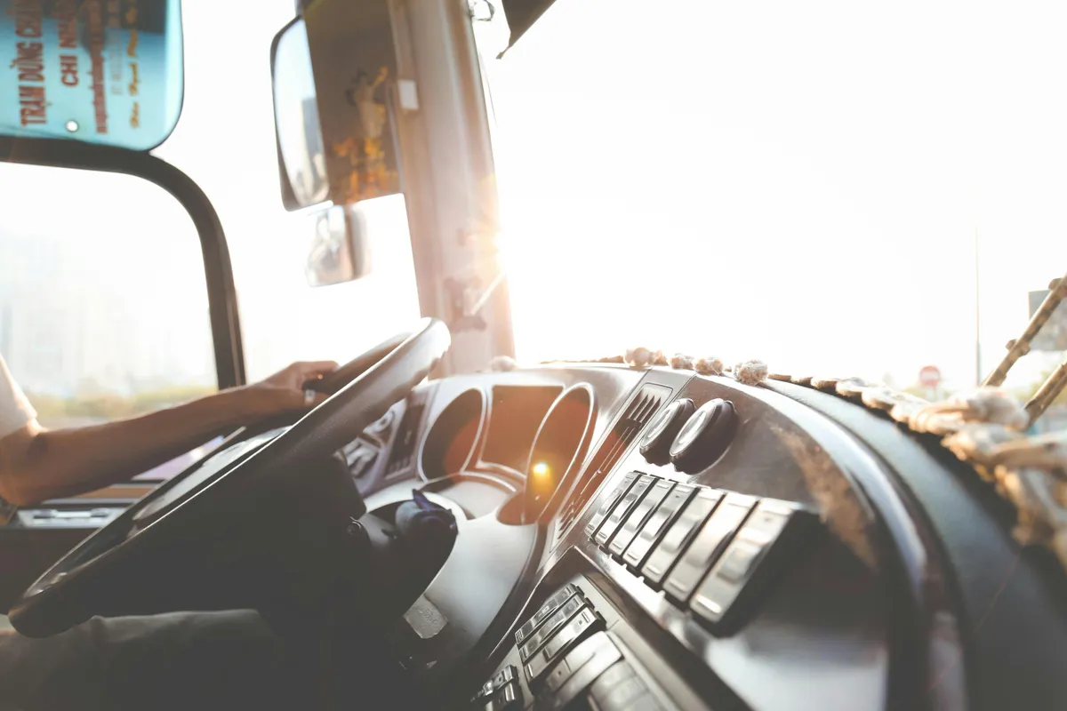 busz buszsofőr iskolabusz baleset sofőr vezető iskola