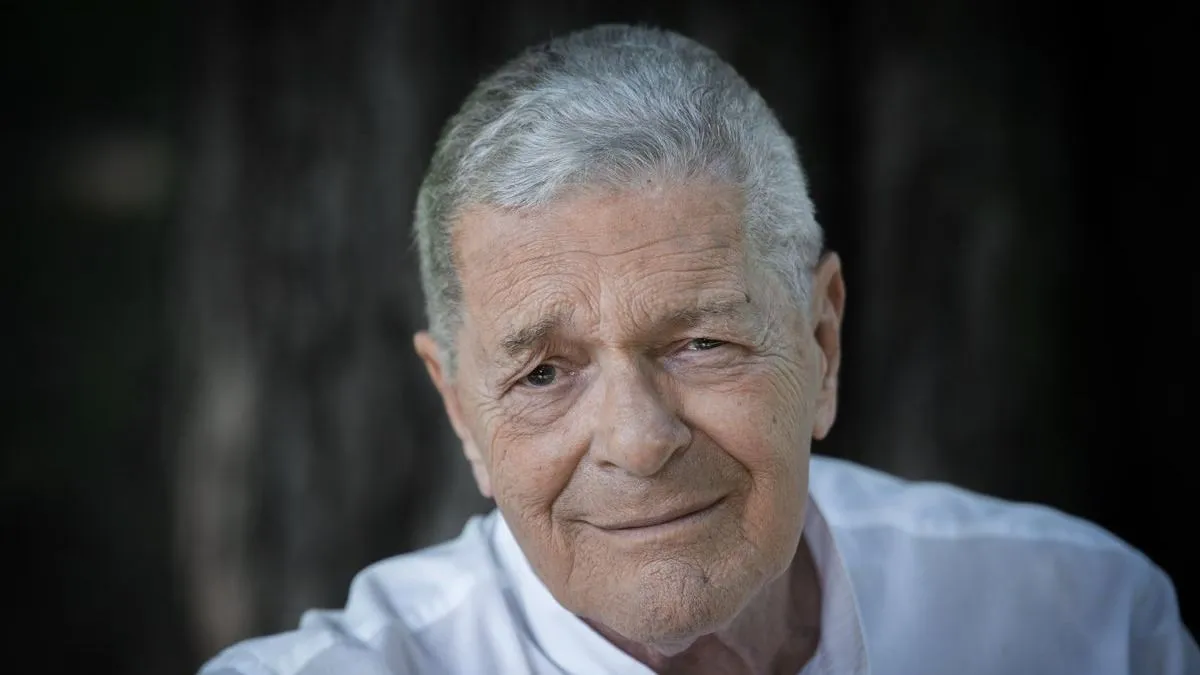 Eltűnt a temetőből a legendás magyar színész sírköve, mi történhetett? - Fotó a helyszínről